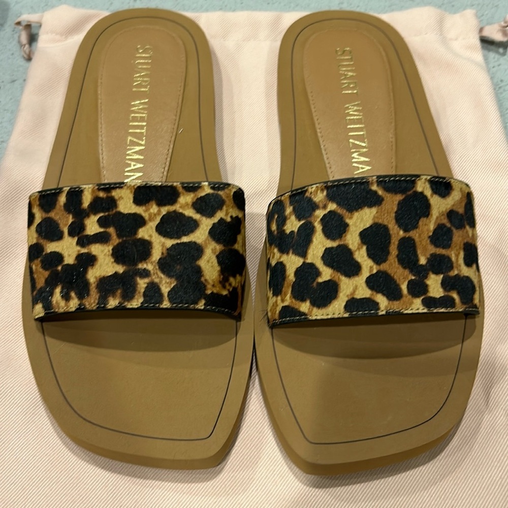 Stuart Weitzman slides, cheetah hair calf, size 8 NWT, box and dust cover